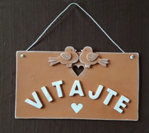 Keramická tabuľka vitajte s vtáčikmi keramika handmade