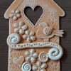 Keramická handmade vtáčia búdka
