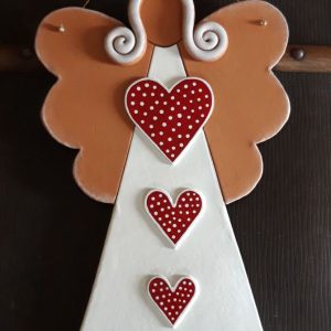 Keramický anjel veľký handmade keramika bielo červené srdcia